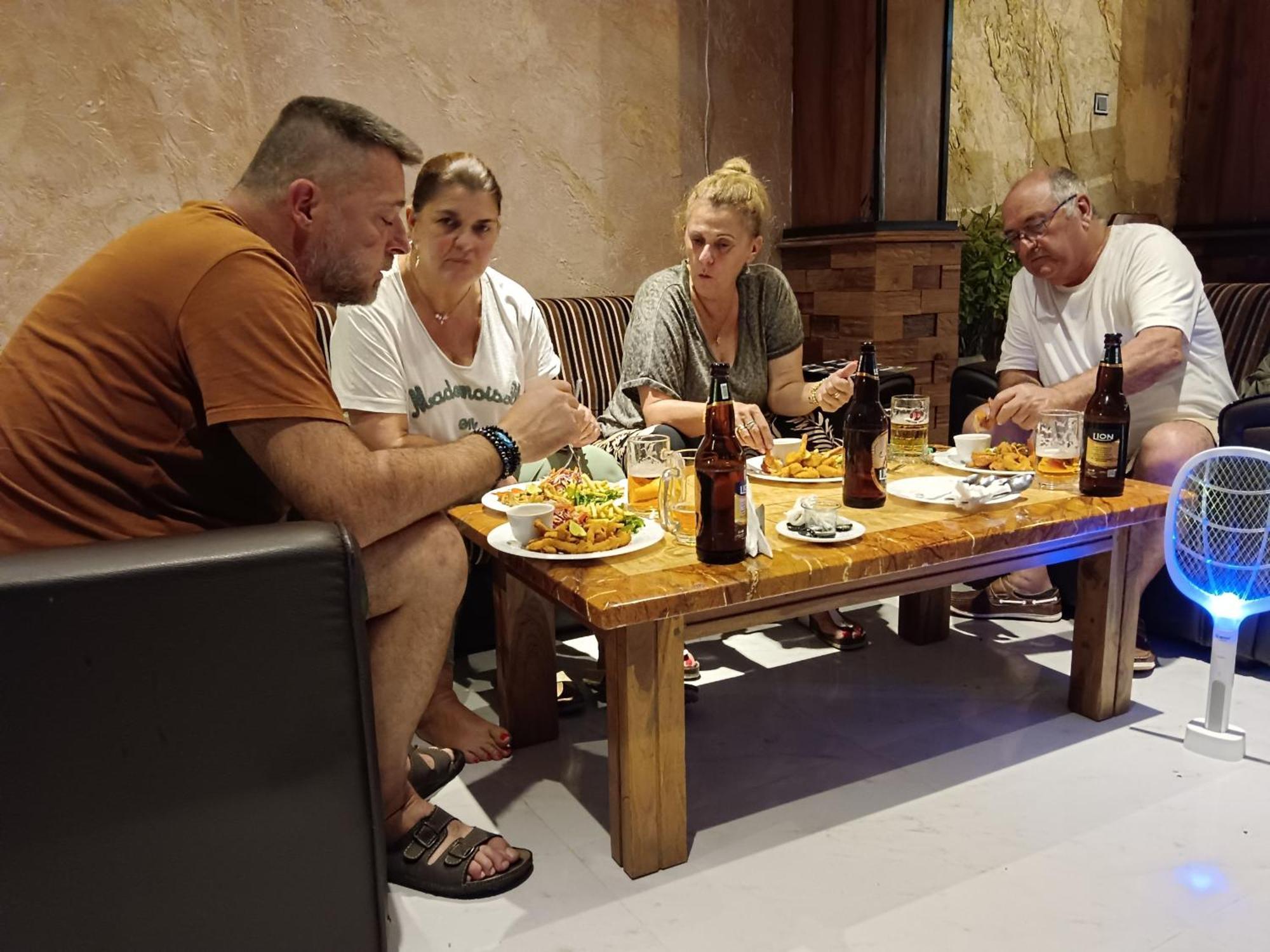 La Cozy Hotel & Restaurant Negombo Daluwekotuwa Экстерьер фото